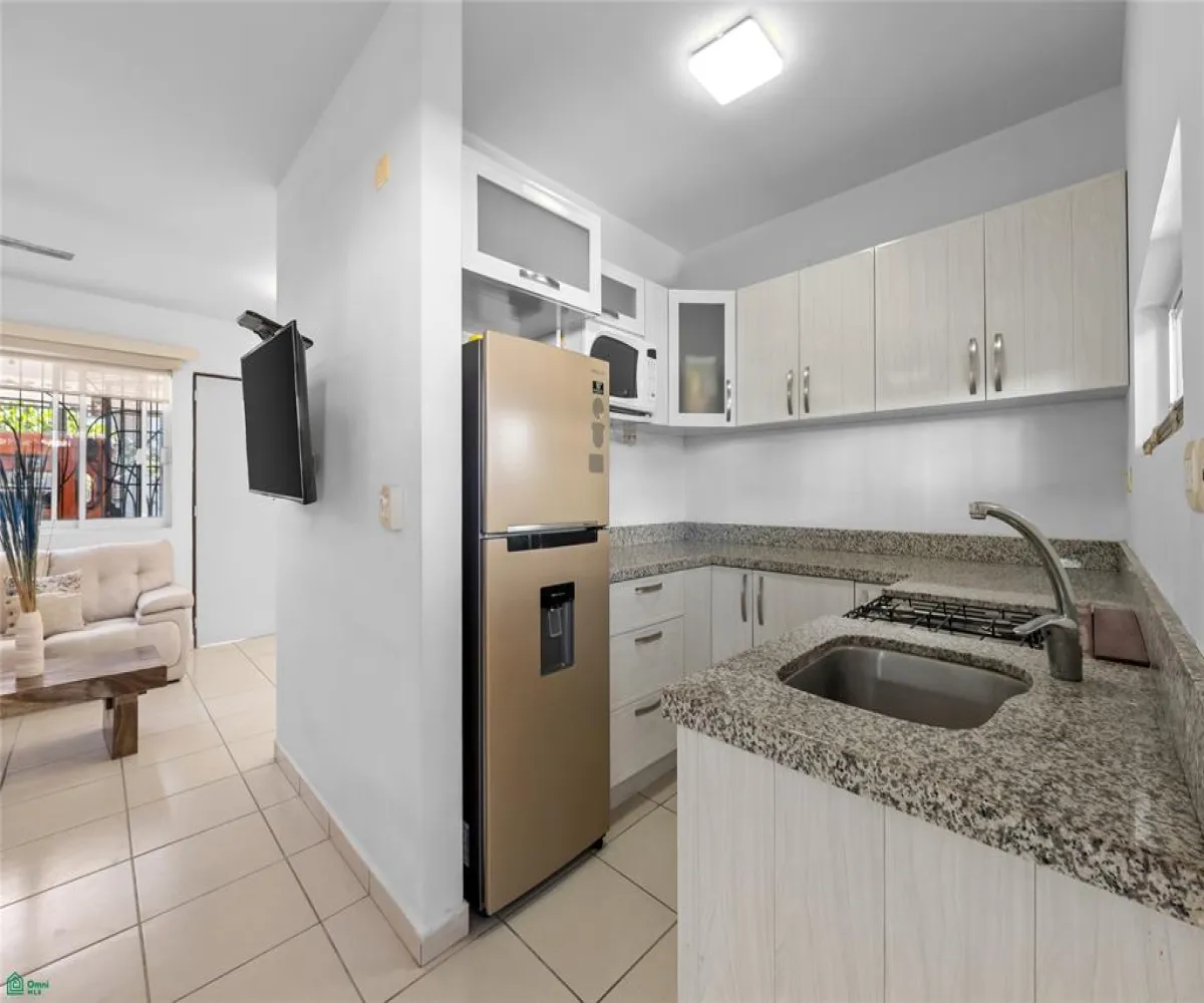 Casa En Venta,Los Medanos,Privada Bienestar 178, Puerto Vallarta, Jalisco 48290, 3 Habitaciones,3 Baños,Privada Bienestar,MX26005866M