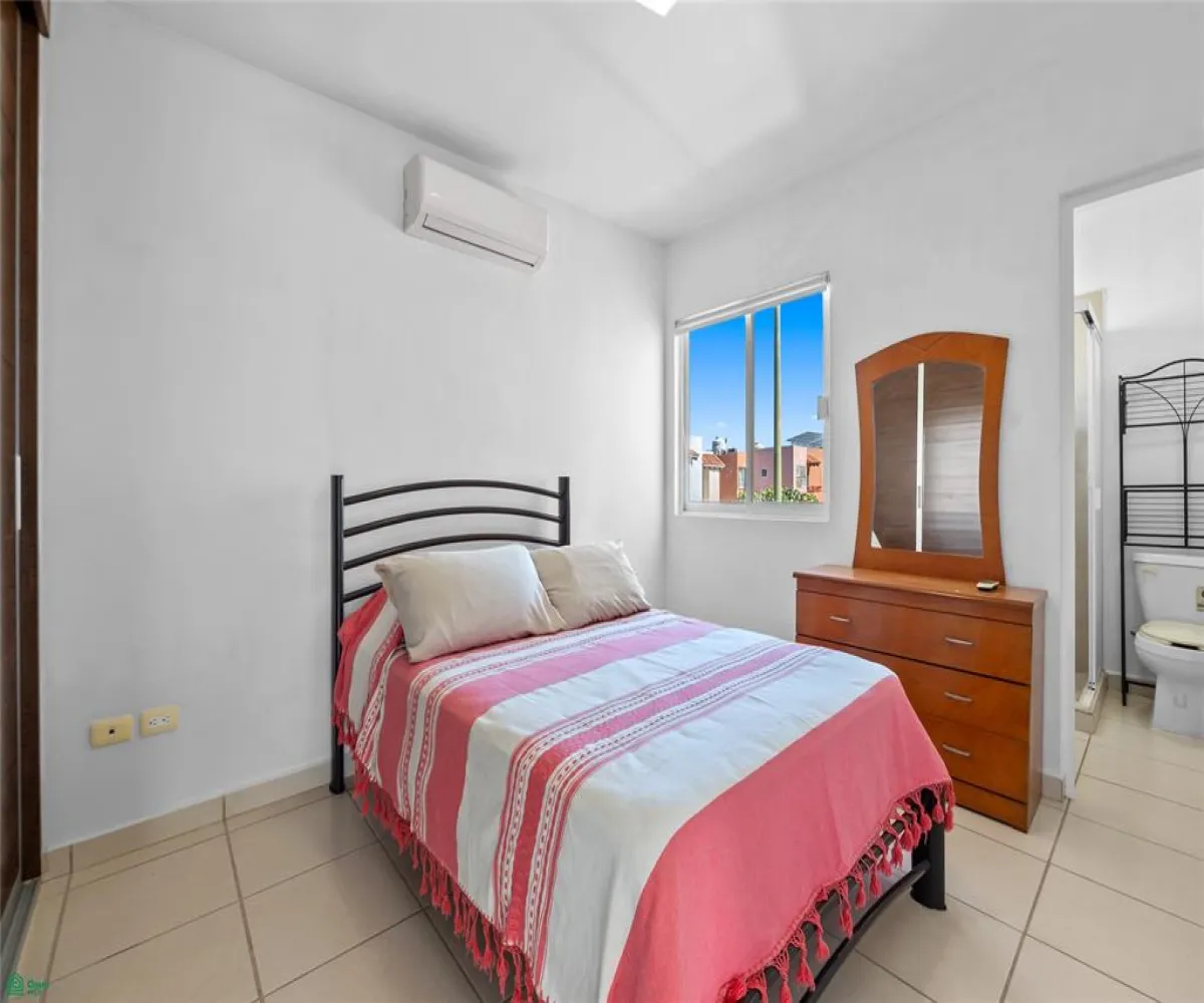 Casa En Venta,Los Medanos,Privada Bienestar 178, Puerto Vallarta, Jalisco 48290, 3 Habitaciones,3 Baños,Privada Bienestar,MX26005866M