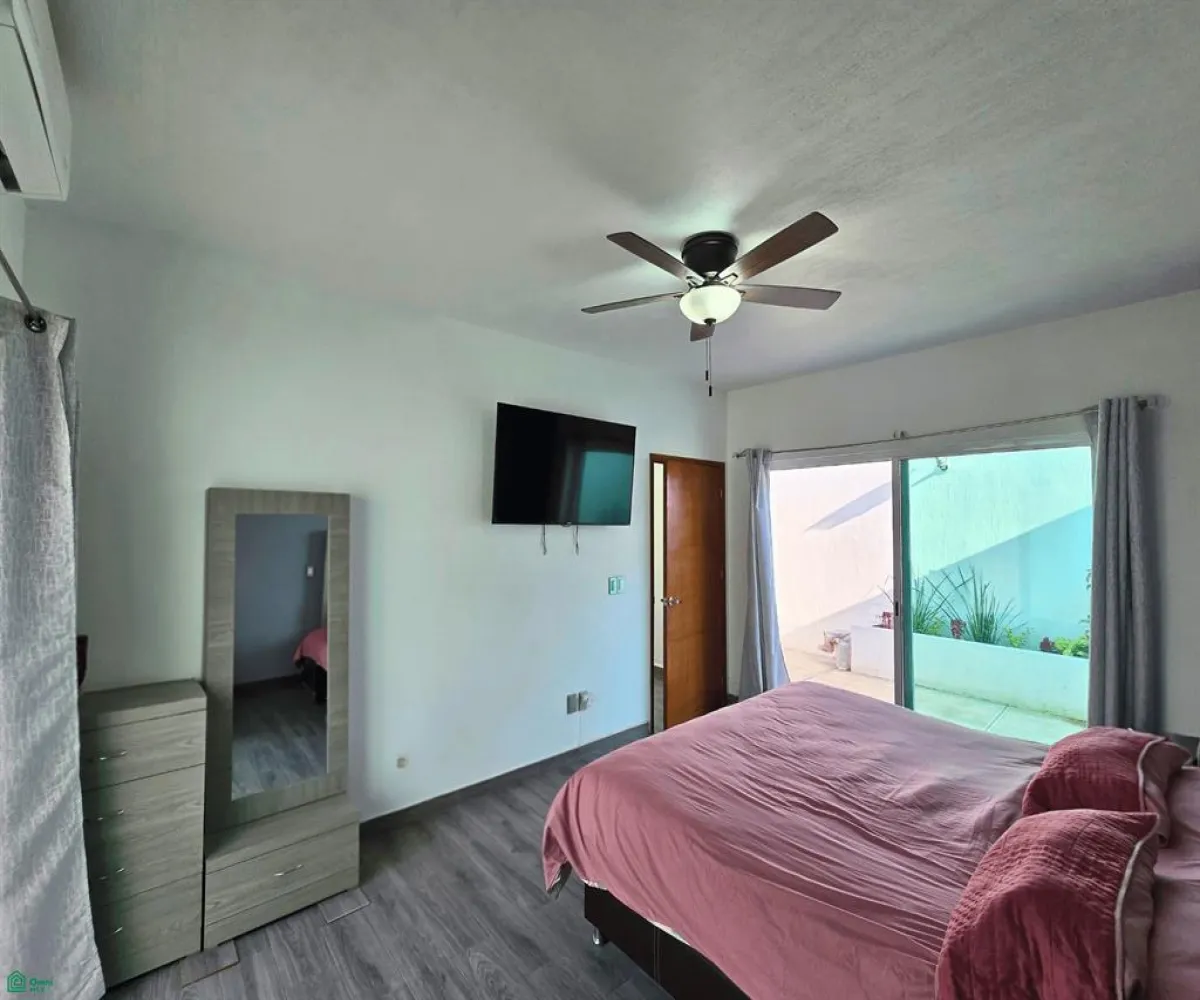 Casa En Venta,Las Redes,Avenida Los Lirios 17A, Chapala, Jalisco 45900, 3 Habitaciones,2 Baños,Avenida Los Lirios,MX26006045M