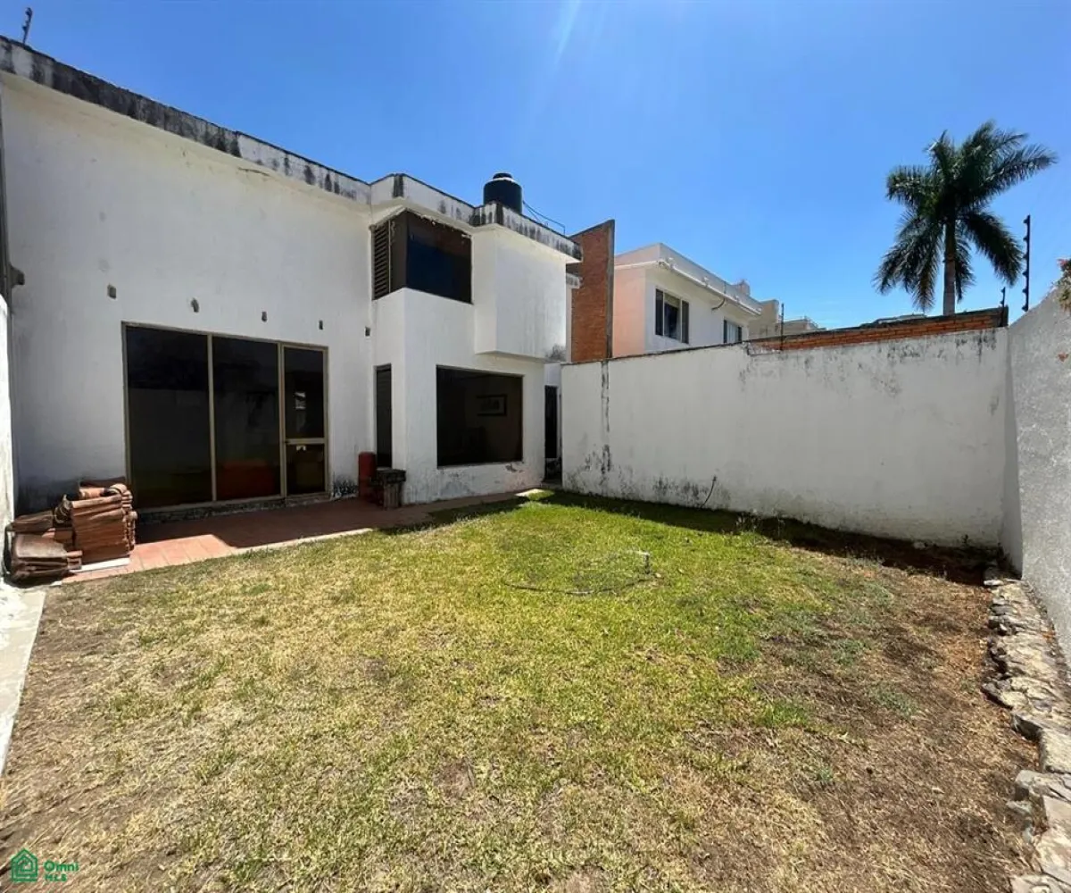 Casa En Venta,Italia Providencia,Barranquilla 2872, Guadalajara, Jalisco 44660, 3 Habitaciones,4 Baños,Barranquilla,MX26006202M