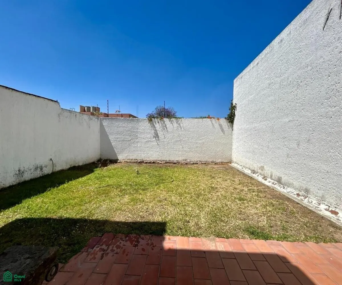 Casa En Venta,Italia Providencia,Barranquilla 2872, Guadalajara, Jalisco 44660, 3 Habitaciones,4 Baños,Barranquilla,MX26006202M