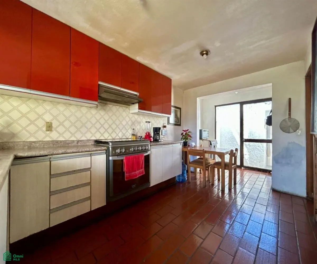 Casa En Venta,Italia Providencia,Barranquilla 2872, Guadalajara, Jalisco 44660, 3 Habitaciones,4 Baños,Barranquilla,MX26006202M