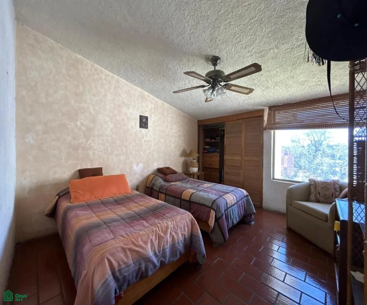 Casa En Venta,Italia Providencia,Barranquilla 2872, Guadalajara, Jalisco 44660, 3 Habitaciones,4 Baños,Barranquilla,MX26006202M