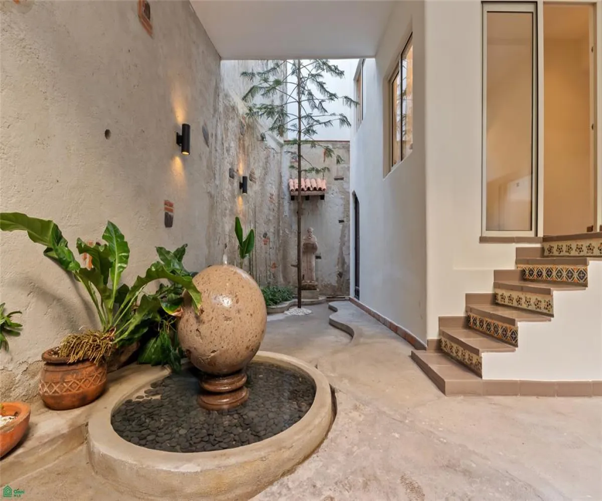 Casa En Venta,Amapas,Gardenias 277 C, Puerto Vallarta, Jalisco 48399, 4 Habitaciones,3 Baños,Gardenias,MX26006273M