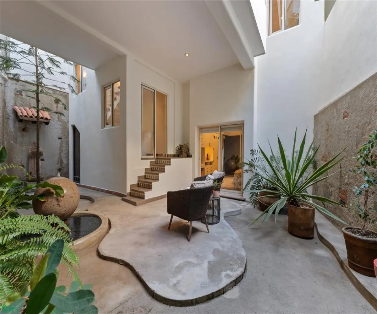 Casa En Venta,Amapas,Gardenias 277 C, Puerto Vallarta, Jalisco 48399, 4 Habitaciones,3 Baños,Gardenias,MX26006273M