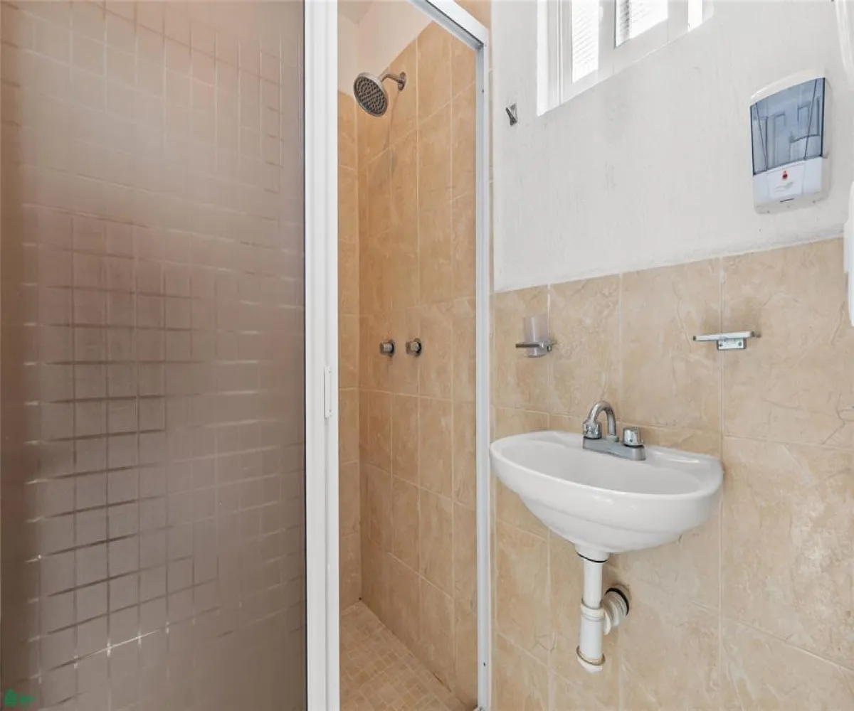 Departamento En Venta,Los Sauces,Villa las Flores 900, Puerto Vallarta, Jalisco 48260, 2 Habitaciones,2 Baños,Villa las Flores,3,MX26006506M