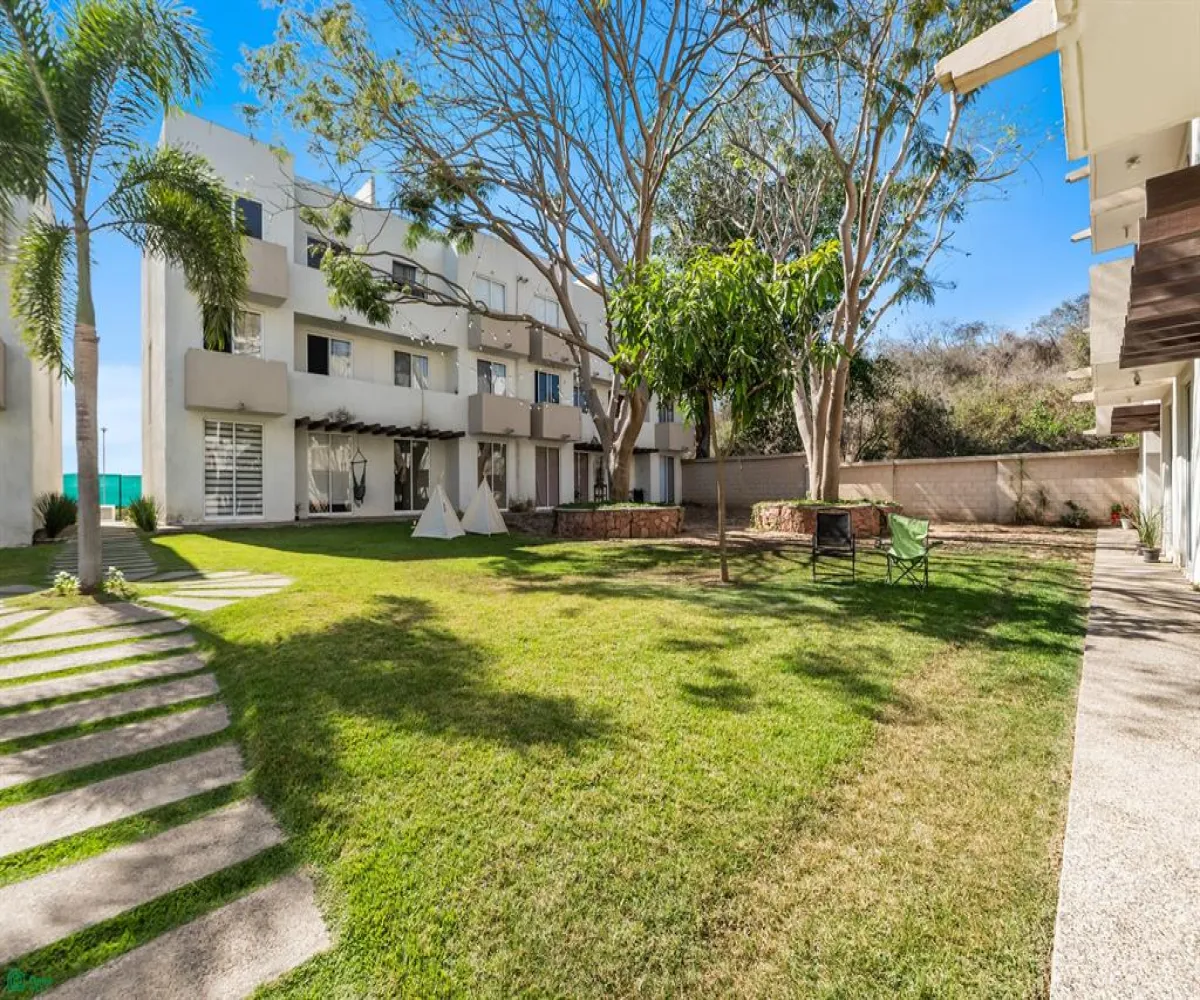 Departamento En Venta,Los Sauces,Villa las Flores 900, Puerto Vallarta, Jalisco 48260, 2 Habitaciones,2 Baños,Villa las Flores,3,MX26006506M