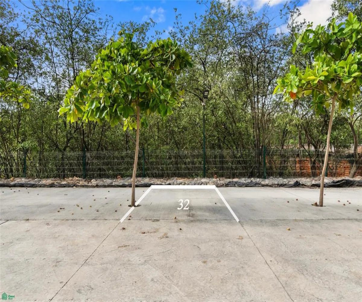 Departamento En Venta,Villa las Flores,INDUSTRIAS 154, Puerto Vallarta, Jalisco 48335, 1 Cuarto,1 Baño,INDUSTRIAS,3,MX26006586M