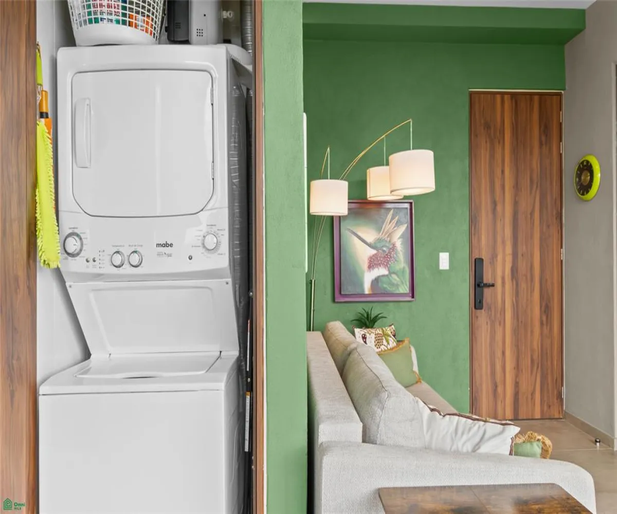 Departamento En Venta,Villa las Flores,INDUSTRIAS 154, Puerto Vallarta, Jalisco 48335, 1 Cuarto,1 Baño,INDUSTRIAS,3,MX26006586M