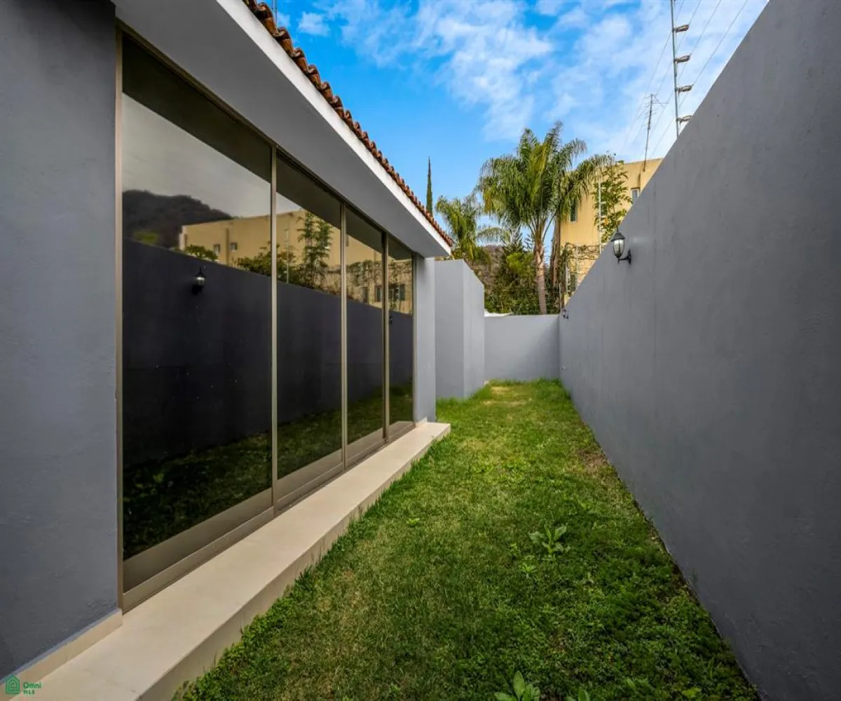 Casa En Venta,Riberas del Pilar,Paseo del Lago 195, Chapala, Jalisco 45906, 2 Habitaciones,2 Baños,Paseo del Lago,MX26006631M