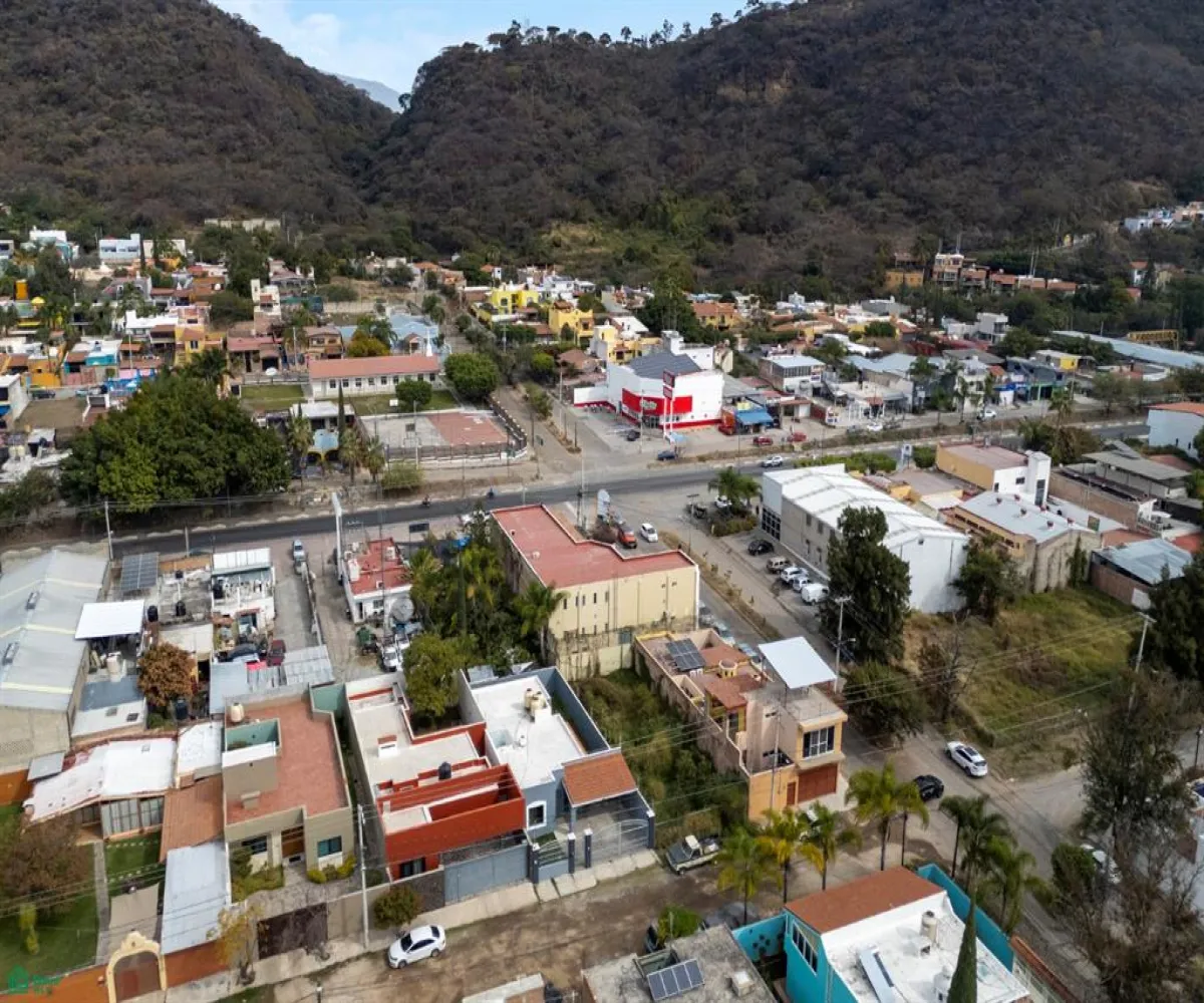 Casa En Venta,Riberas del Pilar,Paseo del Lago 195, Chapala, Jalisco 45906, 2 Habitaciones,2 Baños,Paseo del Lago,MX26006631M