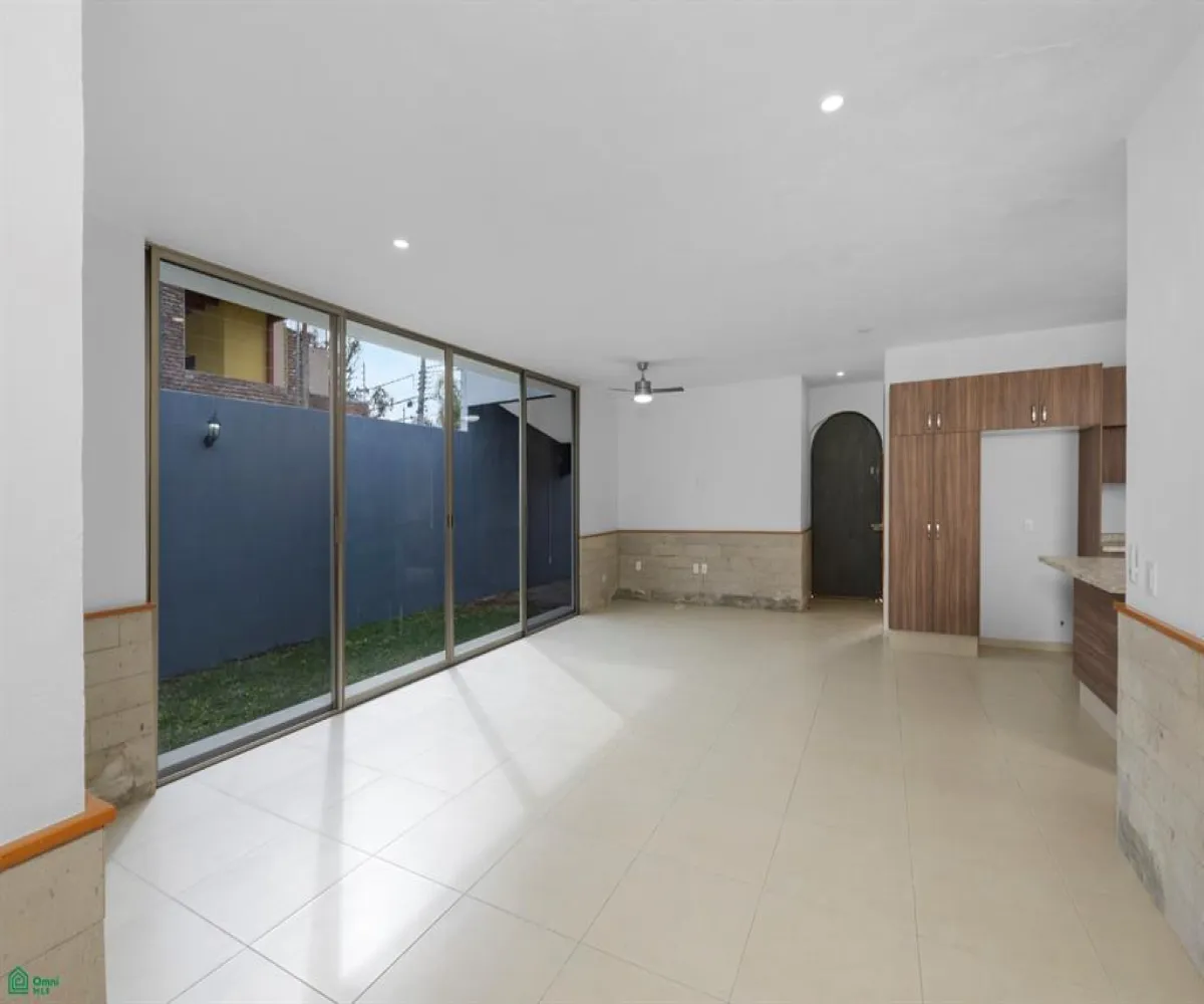 Casa En Venta,Riberas del Pilar,Paseo del Lago 195, Chapala, Jalisco 45906, 2 Habitaciones,2 Baños,Paseo del Lago,MX26006631M