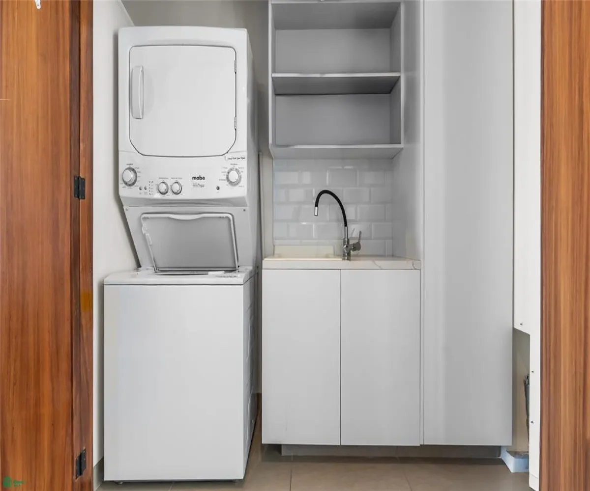 Departamento En Venta,5 de Diciembre,Bolivia 1403, Puerto Vallarta, Jalisco 48350, 2 Habitaciones,2 Baños,Bolivia,MX26006635M