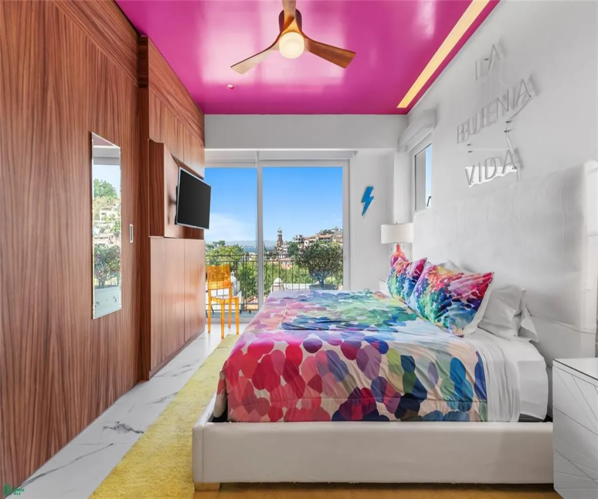 Departamento En Venta,Emiliano Zapata,Insurgentes 109, Puerto Vallarta, Jalisco 48380,1 Baño,Insurgentes,MX26006838M