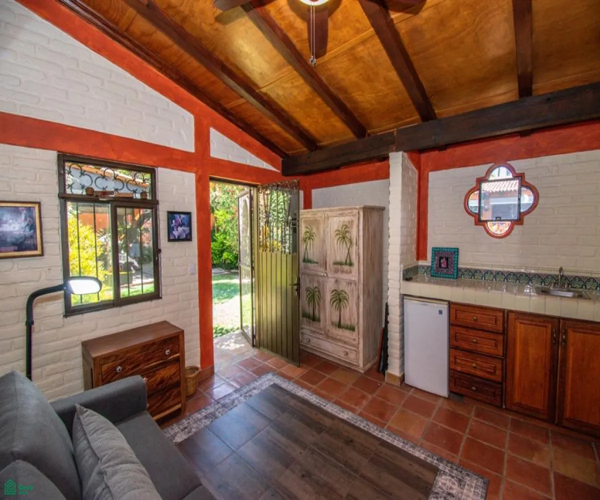 Casa En Venta,Lower Chula Vista, San Antonio Tlayacapan,Del Parque Poniente 146, Chapala, Jalisco 45900, 4 Habitaciones,5 Baños,Del Parque Poniente,MX26006892M