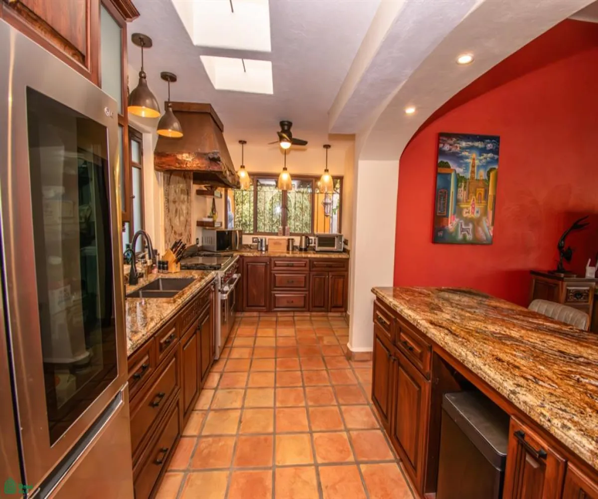 Casa En Venta,Lower Chula Vista, San Antonio Tlayacapan,Del Parque Poniente 146, Chapala, Jalisco 45900, 4 Habitaciones,5 Baños,Del Parque Poniente,MX26006892M