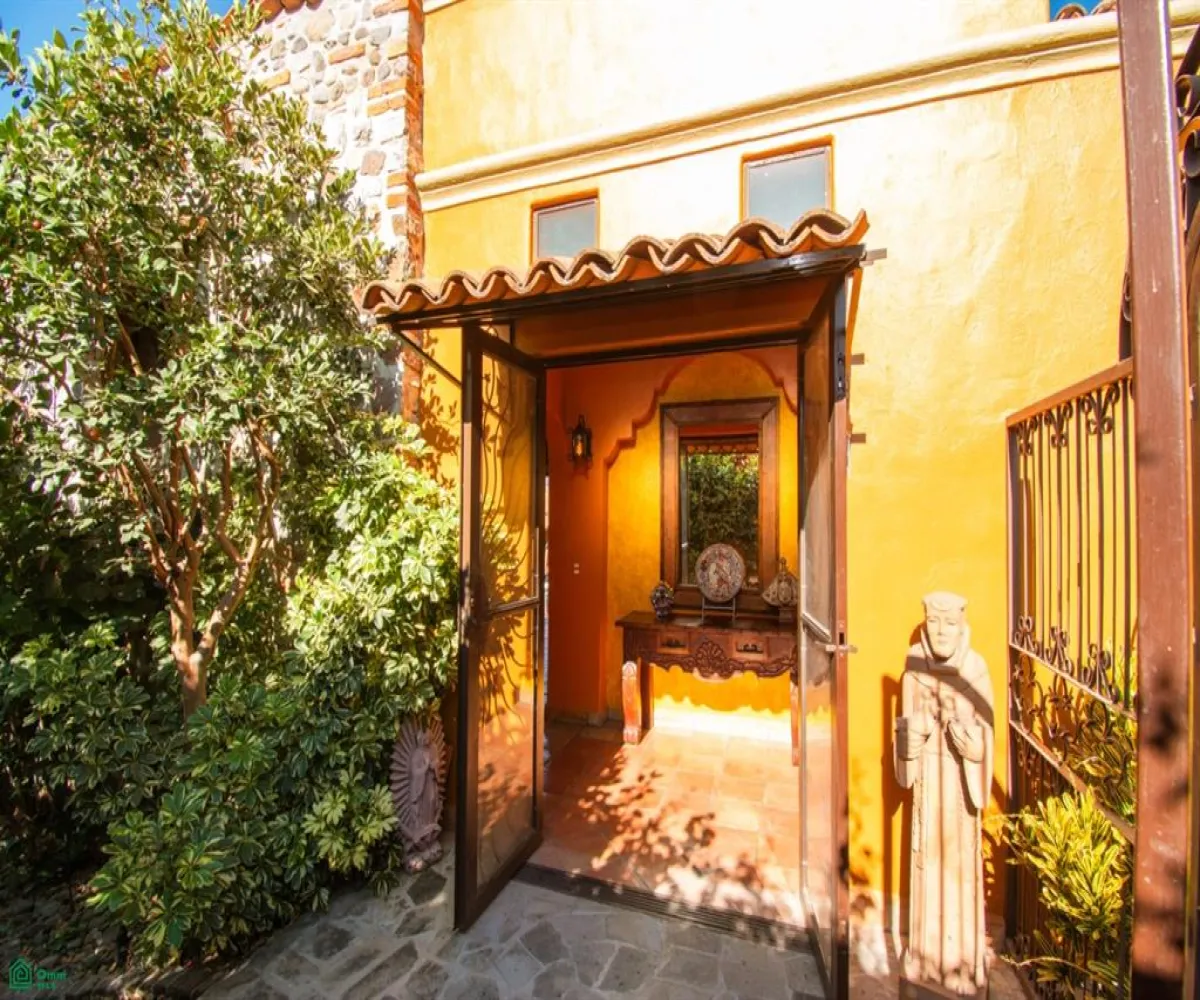 Casa En Venta,Lower Chula Vista, San Antonio Tlayacapan,Del Parque Poniente 146, Chapala, Jalisco 45900, 4 Habitaciones,5 Baños,Del Parque Poniente,MX26006892M