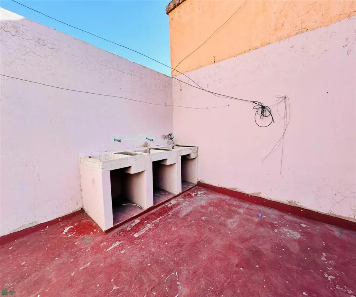 Departamento En Venta,Chapala Centro,Av Hidalgo 220, Chapala, Jalisco 45900, 18 Habitaciones,17 Baños,Av Hidalgo,2,MX26006948M