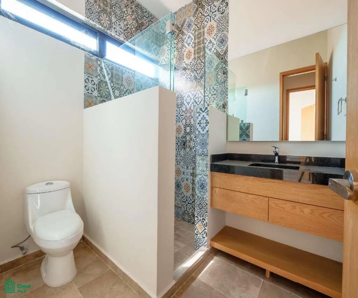 Casa En Venta,Riberas del Pilar,Paseo del Lago 32, Chapala, Jalisco 45907, 4 Habitaciones,4 Baños,Paseo del Lago,2,MX26007044M