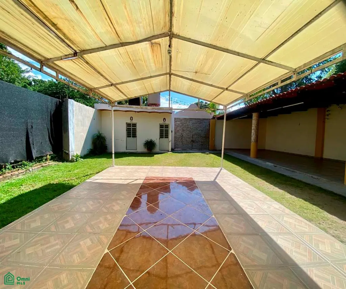 Casa En Venta,Las Redes,Av de la Ribera 42, Chapala, Jalisco 45900, 2 Habitaciones,3 Baños,Av de la Ribera,MX26007047M
