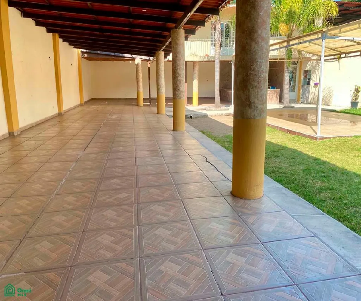 Casa En Venta,Las Redes,Av de la Ribera 42, Chapala, Jalisco 45900, 2 Habitaciones,3 Baños,Av de la Ribera,MX26007047M