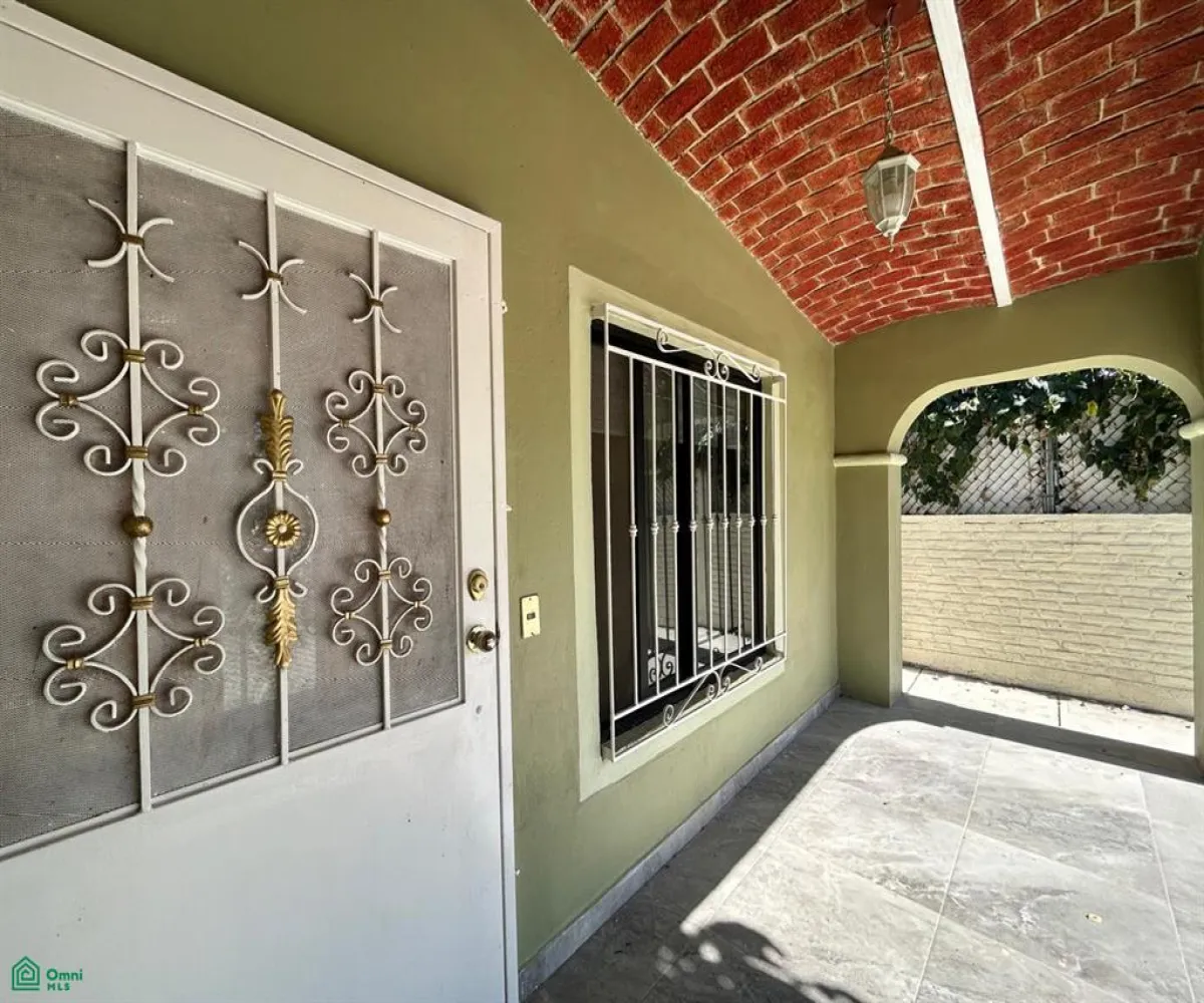 Casa En Venta,Chapala Haciendas,Priv. David Santos 86, Chapala, Jalisco 45900, 2 Habitaciones,2 Baños,Priv. David Santos,MX26007048M