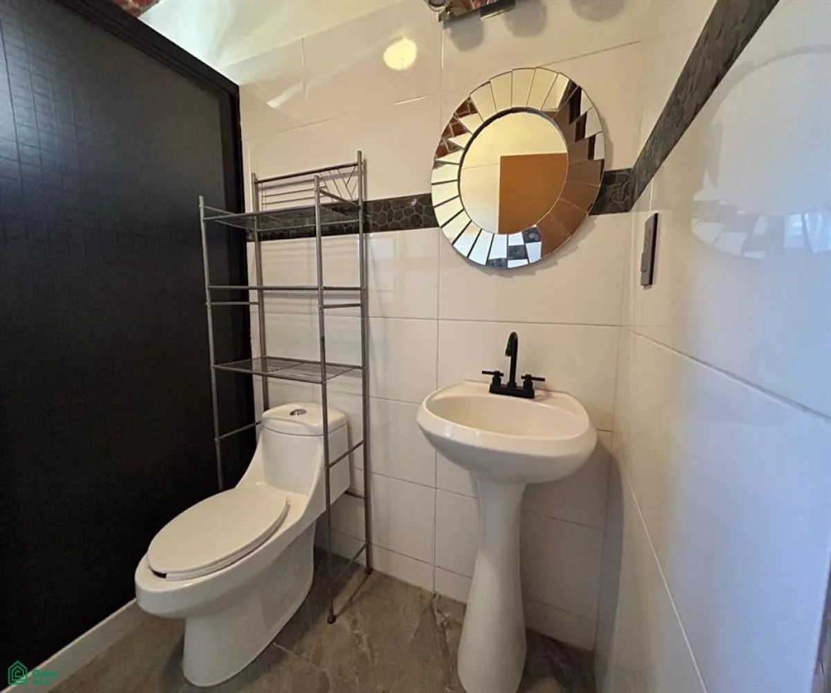 Casa En Venta,Chapala Haciendas,Priv. David Santos 86, Chapala, Jalisco 45900, 2 Habitaciones,2 Baños,Priv. David Santos,MX26007048M