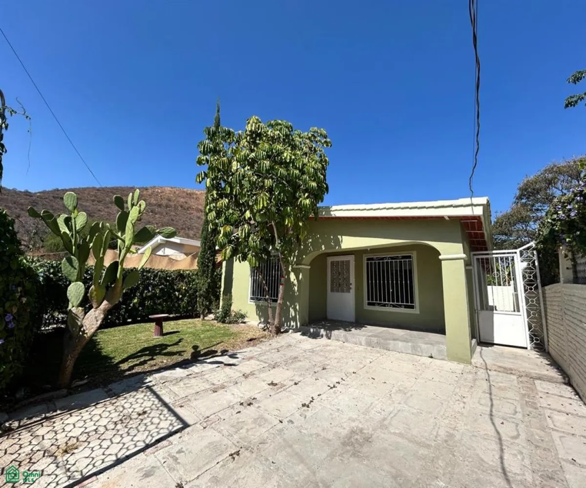 Casa En Venta,Chapala Haciendas,Priv. David Santos 86, Chapala, Jalisco 45900, 2 Habitaciones,2 Baños,Priv. David Santos,MX26007048M