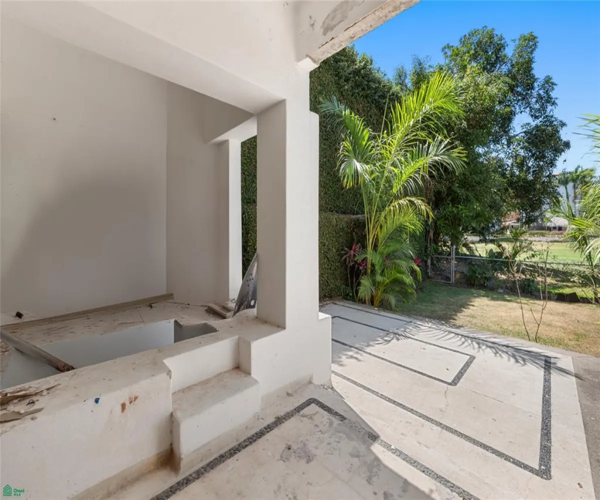 Departamento En Venta,Gaviotas 135, Puerto Vallarta, Jalisco 48335, 3 Habitaciones,3 Baños,Gaviotas,1,MX26008175M