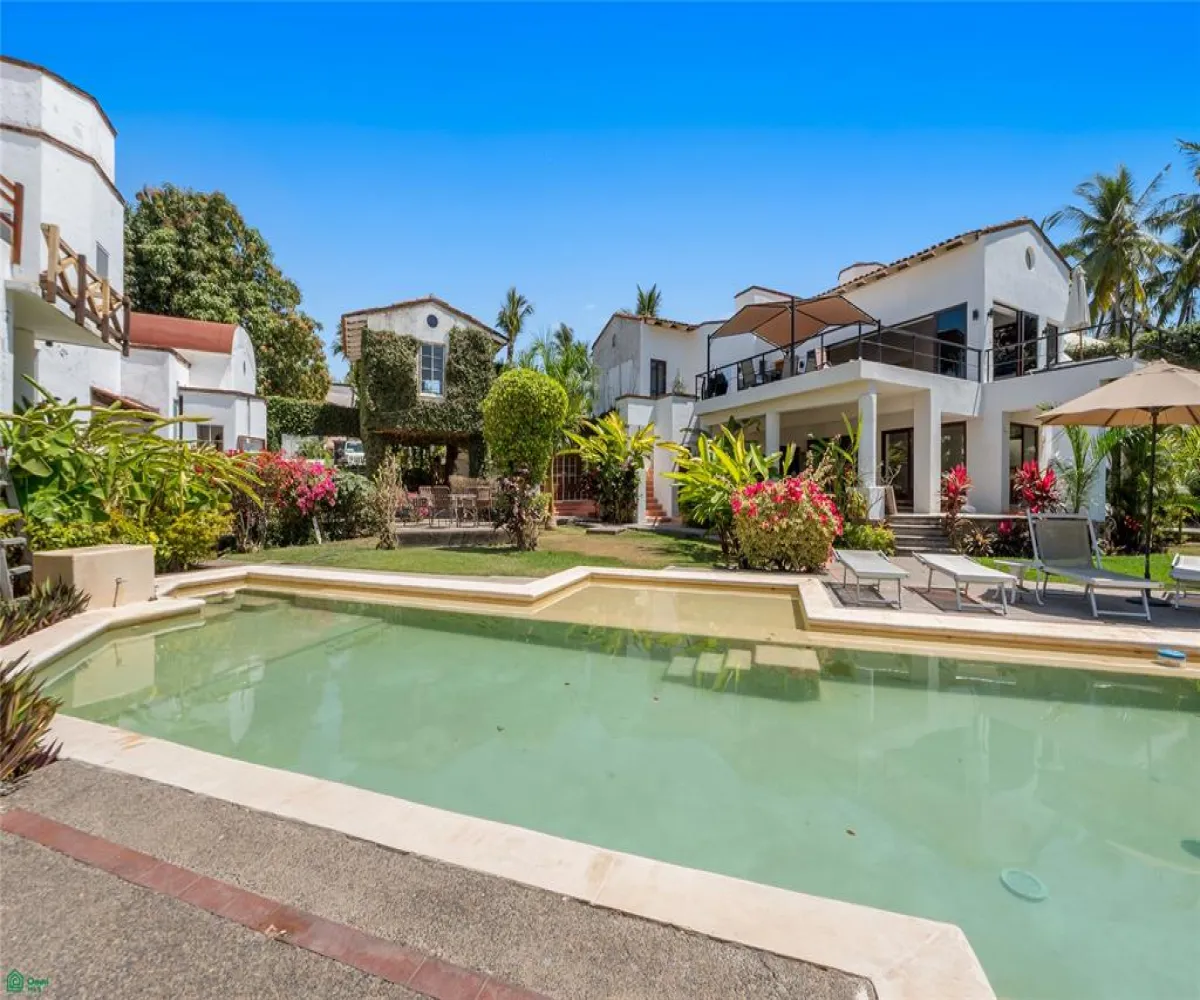 Departamento En Venta,Gaviotas 135, Puerto Vallarta, Jalisco 48335, 3 Habitaciones,3 Baños,Gaviotas,1,MX26008175M