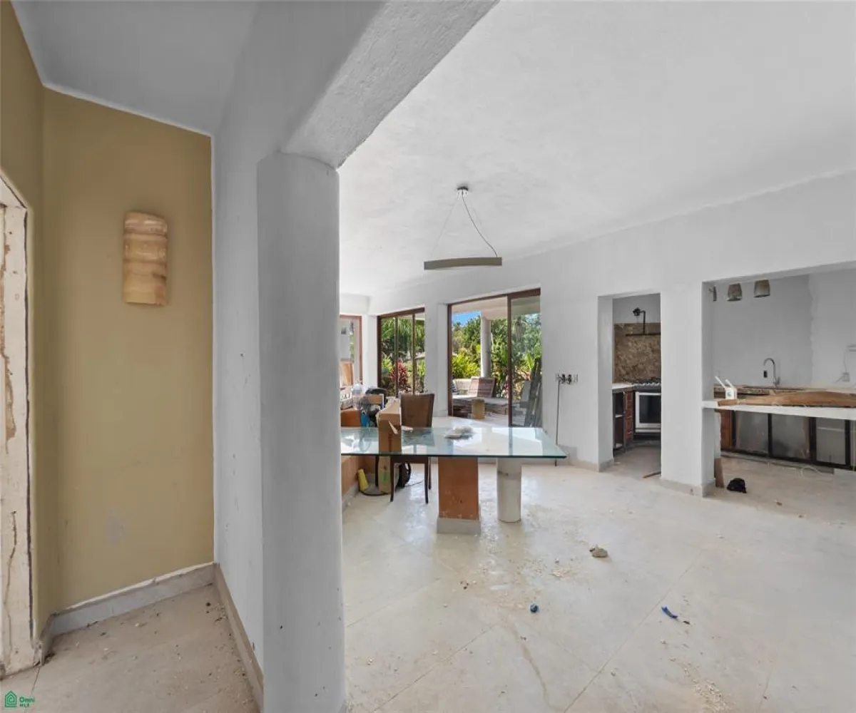 Departamento En Venta,Gaviotas 135, Puerto Vallarta, Jalisco 48335, 3 Habitaciones,3 Baños,Gaviotas,1,MX26008175M