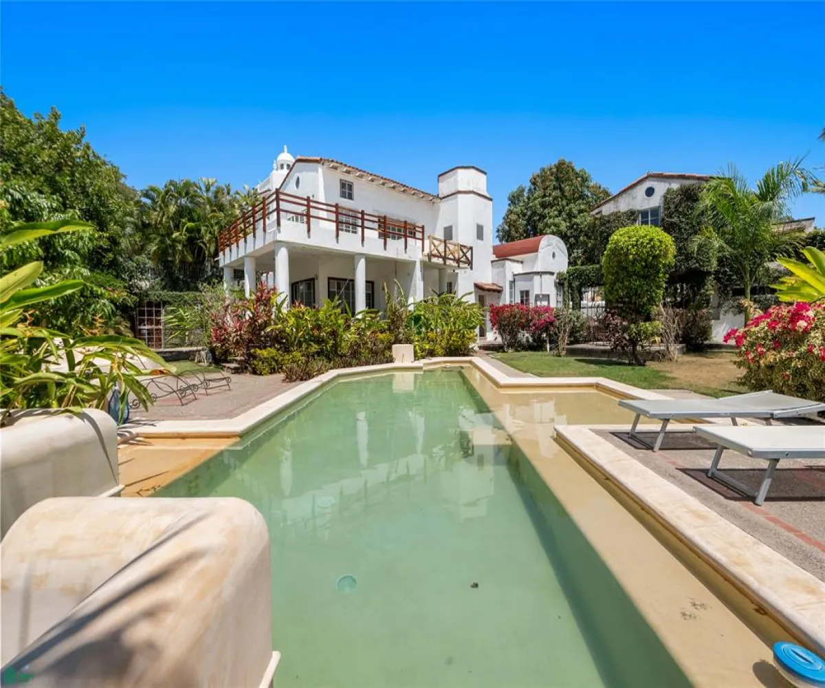 Departamento En Venta,Gaviotas 135, Puerto Vallarta, Jalisco 48335, 3 Habitaciones,3 Baños,Gaviotas,1,MX26008175M