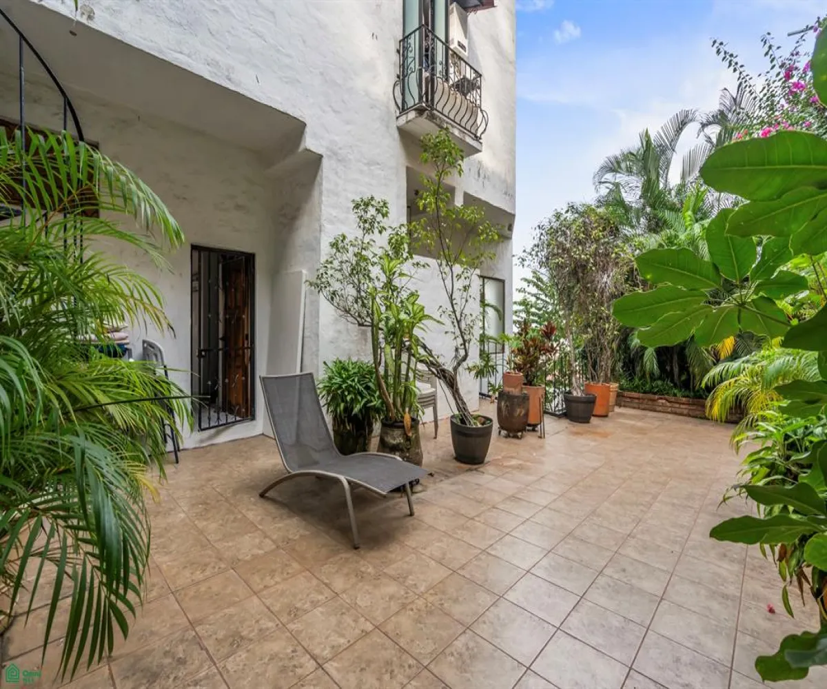 Departamento En Venta,Jacarandas 518, Puerto Vallarta, Jalisco 48380, 2 Habitaciones,2 Baños,Jacarandas,MX26008240M