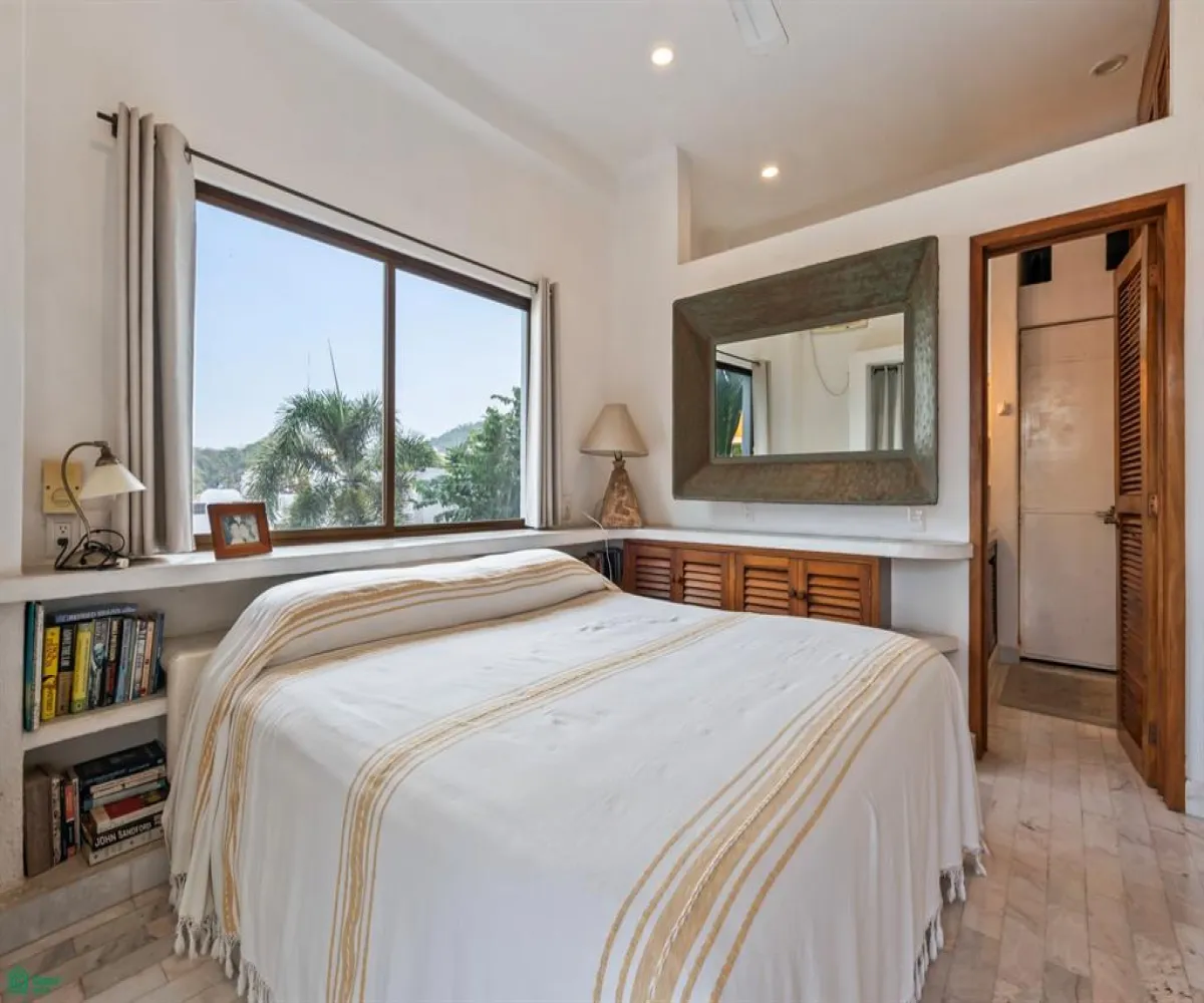 Departamento En Venta,Jacarandas 518, Puerto Vallarta, Jalisco 48380, 2 Habitaciones,2 Baños,Jacarandas,MX26008240M