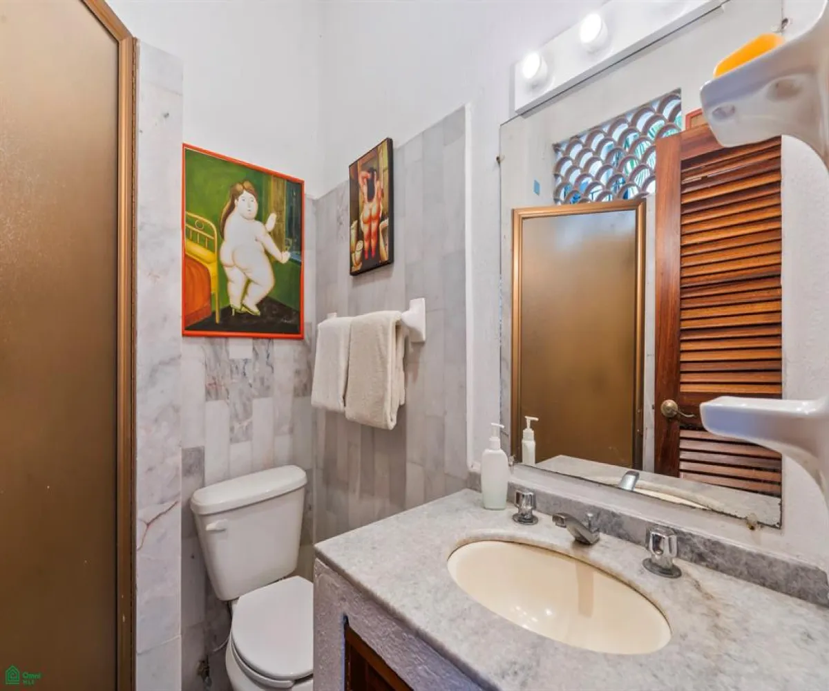 Departamento En Venta,Jacarandas 518, Puerto Vallarta, Jalisco 48380, 2 Habitaciones,2 Baños,Jacarandas,MX26008240M