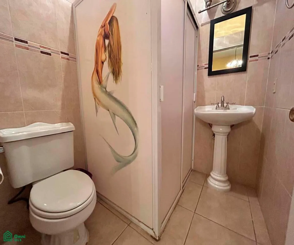 Departamento En Venta,Chapala Centro,Priv. Francisco I Madero 132-A, Chapala, Jalisco 45900, 1 Cuarto,1 Baño,Priv. Francisco I Madero,1,MX26008313M