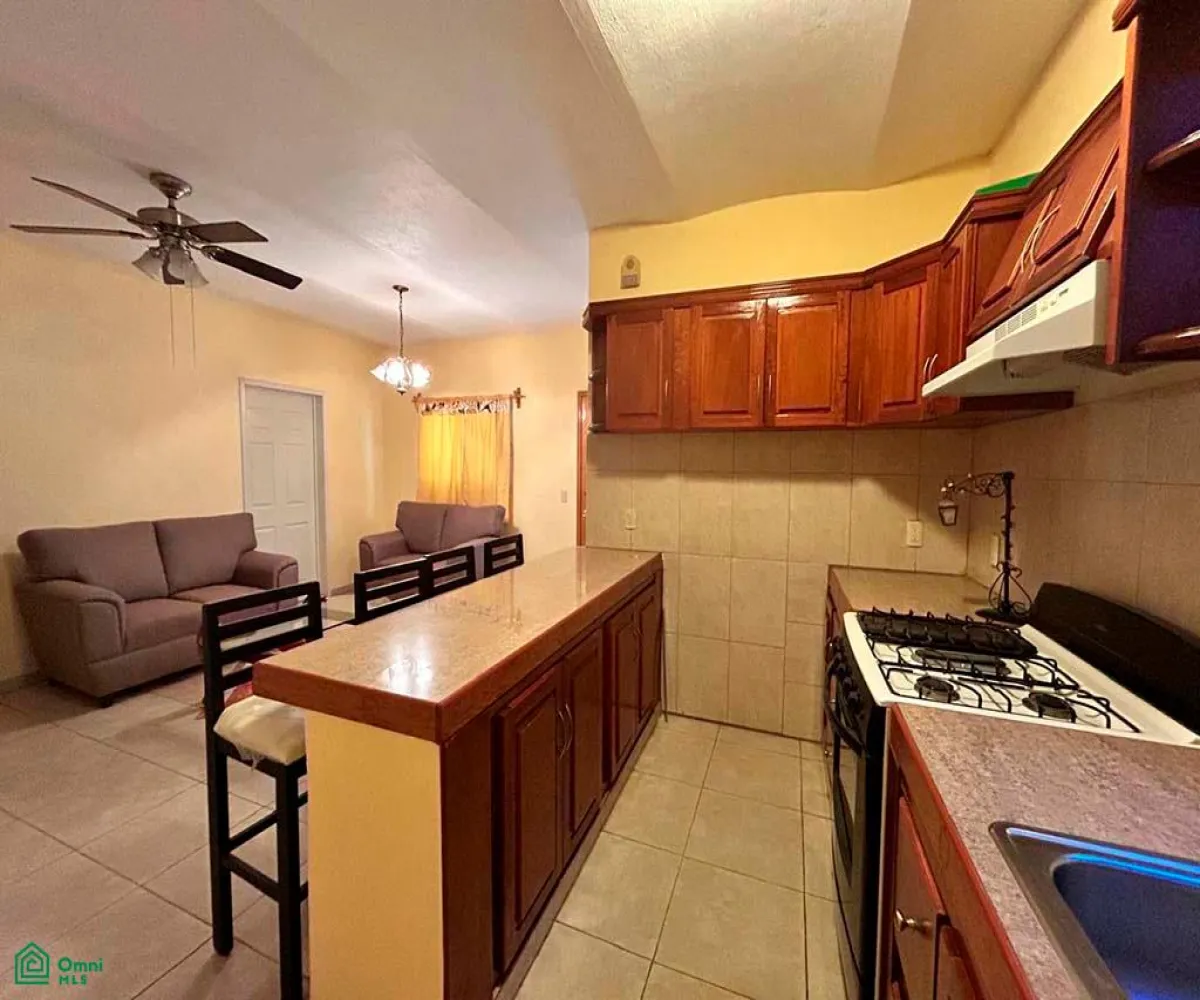 Departamento En Venta,Chapala Centro,Priv. Francisco I Madero 132-A, Chapala, Jalisco 45900, 1 Cuarto,1 Baño,Priv. Francisco I Madero,1,MX26008313M