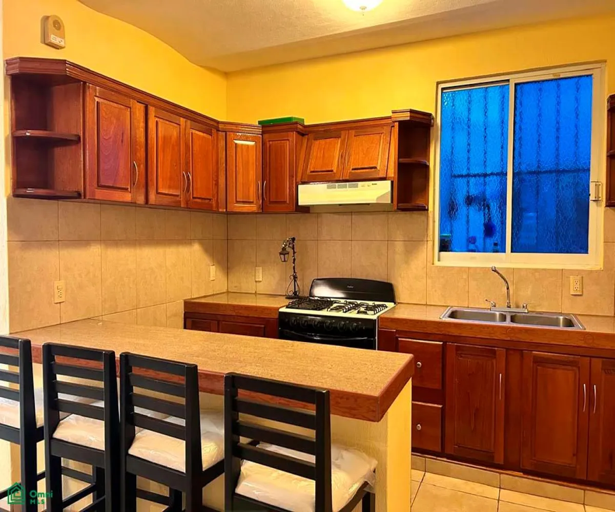 Departamento En Venta,Chapala Centro,Priv. Francisco I Madero 132-A, Chapala, Jalisco 45900, 1 Cuarto,1 Baño,Priv. Francisco I Madero,1,MX26008313M