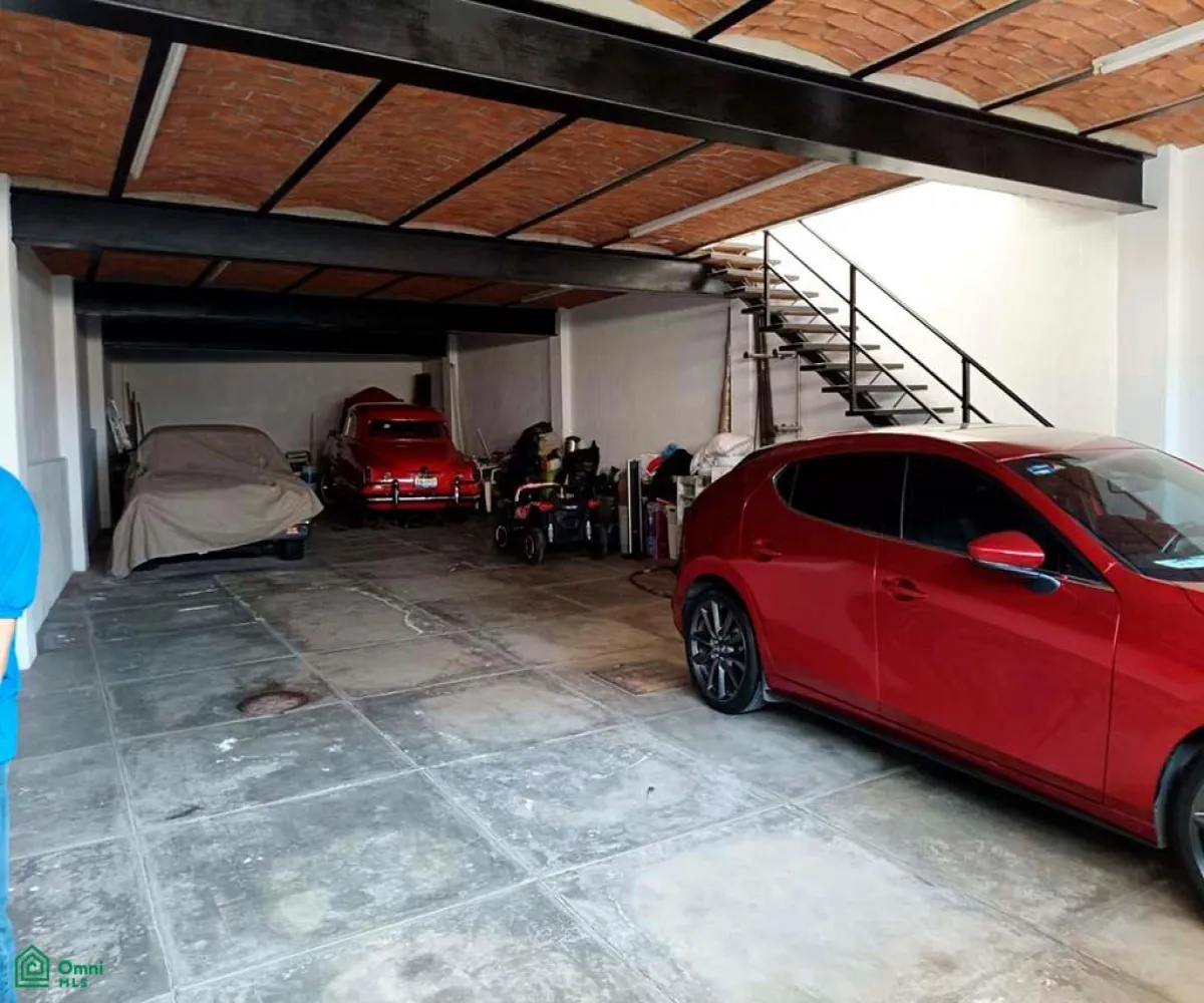 Departamento En Venta,Chapala Centro,Priv. Francisco I Madero 132-A, Chapala, Jalisco 45900, 1 Cuarto,1 Baño,Priv. Francisco I Madero,1,MX26008313M