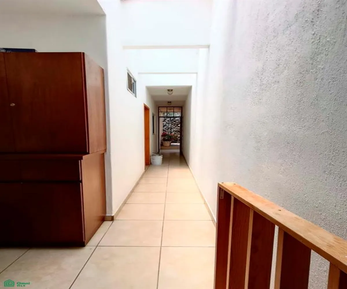 Departamento En Venta,Chapala Centro,Priv. Francisco I Madero 132-A, Chapala, Jalisco 45900, 1 Cuarto,1 Baño,Priv. Francisco I Madero,1,MX26008313M