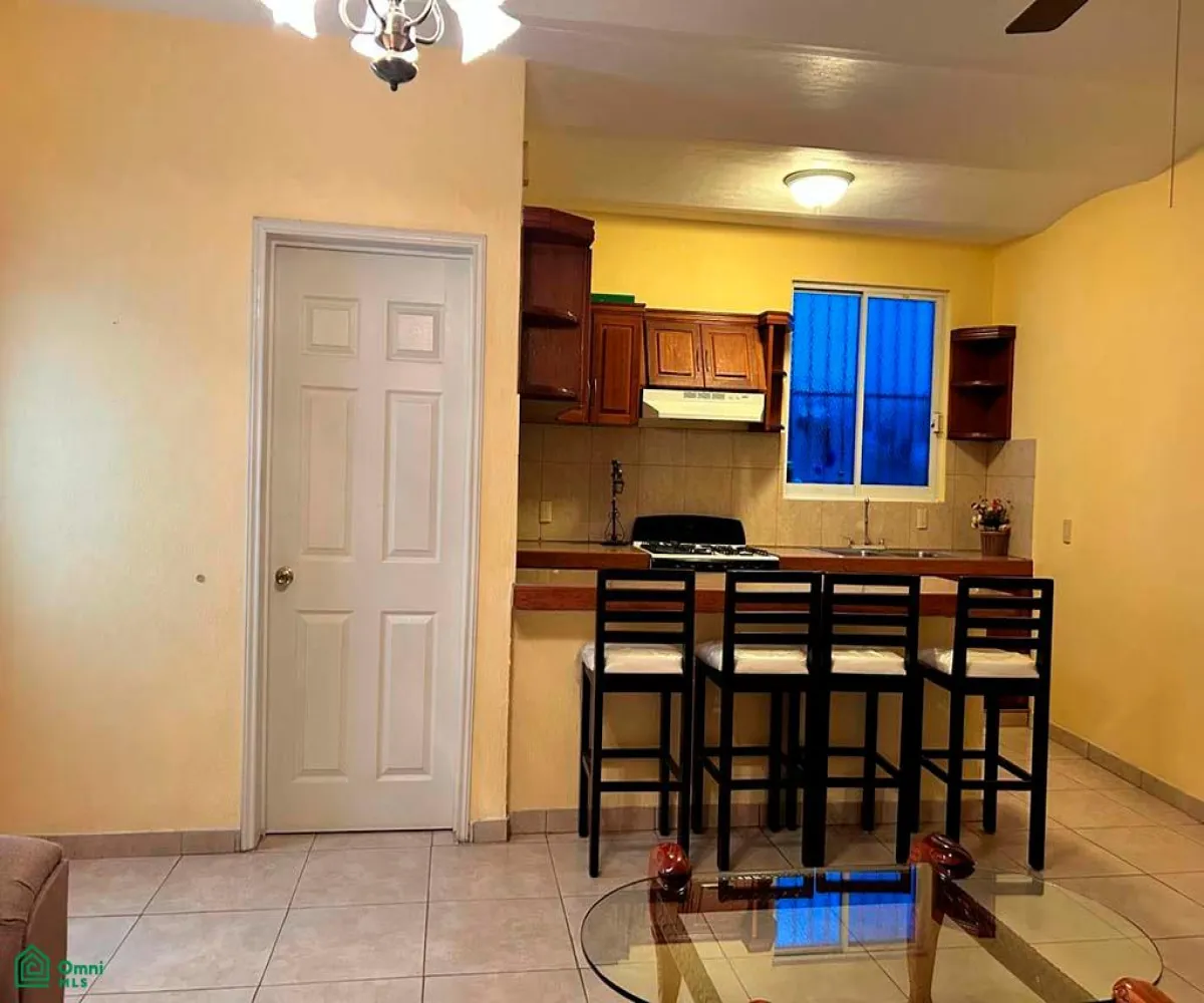 Departamento En Venta,Chapala Centro,Priv. Francisco I Madero 132-A, Chapala, Jalisco 45900, 1 Cuarto,1 Baño,Priv. Francisco I Madero,1,MX26008313M