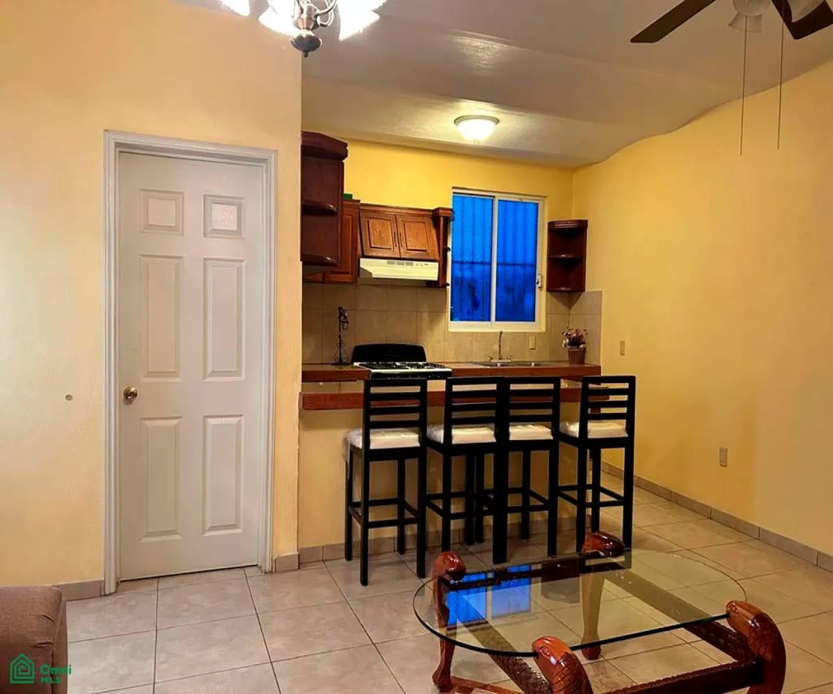 Departamento En Venta,Chapala Centro,Priv. Francisco I Madero 132-A, Chapala, Jalisco 45900, 1 Cuarto,1 Baño,Priv. Francisco I Madero,1,MX26008313M