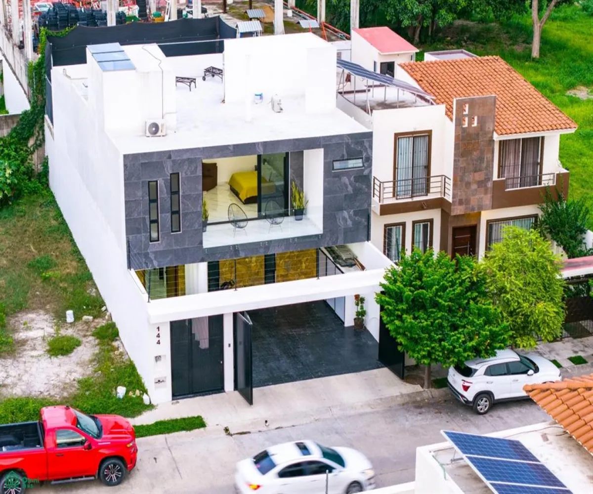 Departamento En Venta,FLUVIAL,CASA VIC 2, Puerto Vallarta, Jalisco 48312, 4 Habitaciones,5 Baños,CASA VIC,MX26008353M