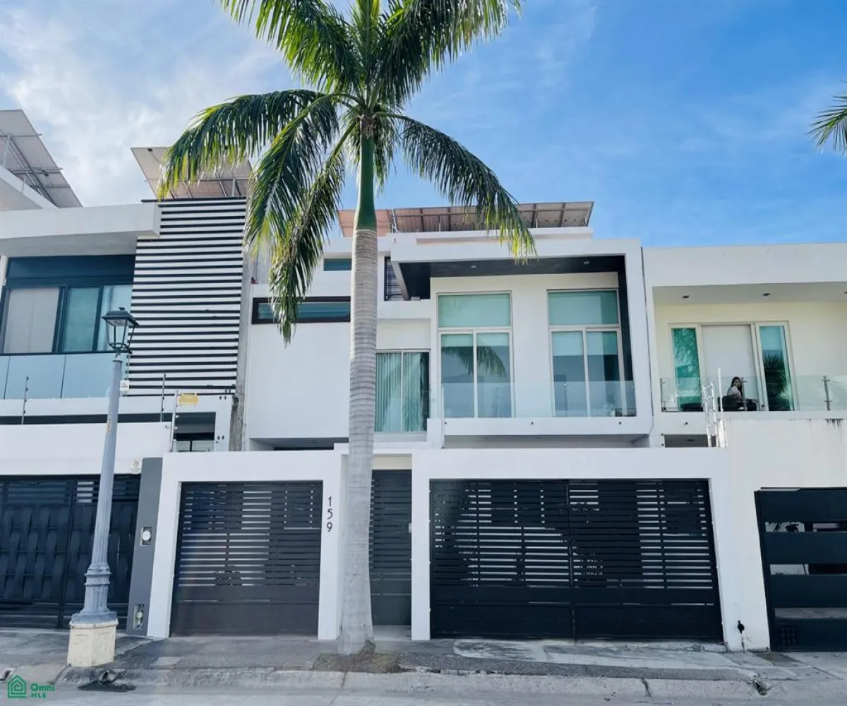 Casa En Venta,Residencial Fluvial Vallarta,CASA RIO 5, Puerto Vallarta, Jalisco 48312, 4 Habitaciones,7 Baños,CASA RIO,MX26008364M