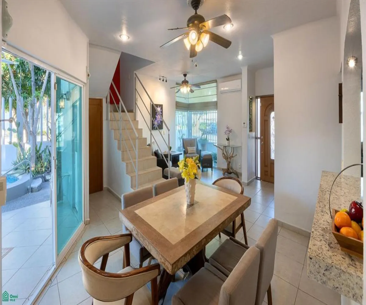 Casa En Venta,Residencial Fluvial Vallarta,LAGO SALADO 14, Puerto Vallarta, Jalisco 48312, 4 Habitaciones,3 Baños,LAGO SALADO,MX26008379M