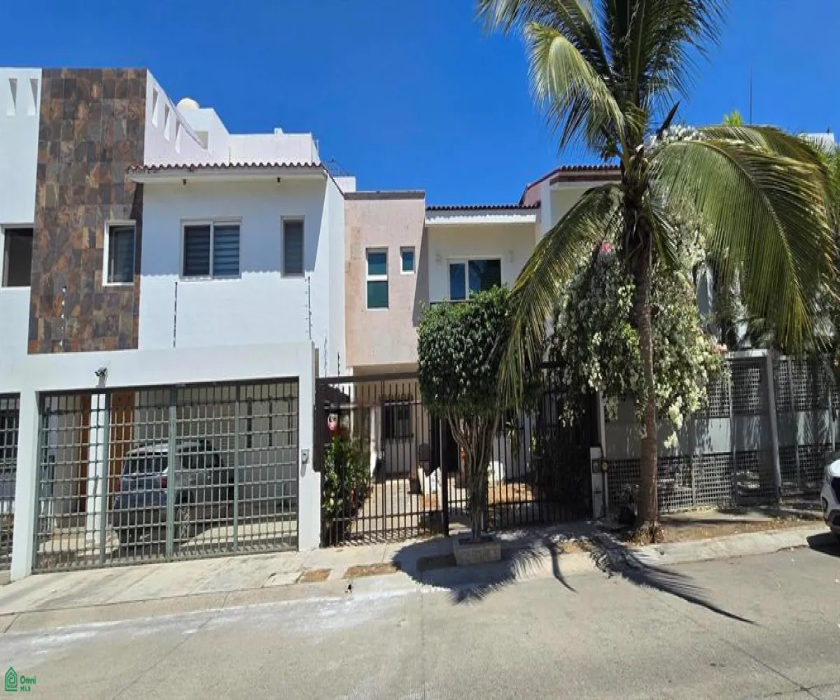 Casa En Venta,Residencial Fluvial Vallarta,RIO FUERTE 15, Puerto Vallarta, Jalisco 48312, 4 Habitaciones,4 Baños,RIO FUERTE,MX26008382M