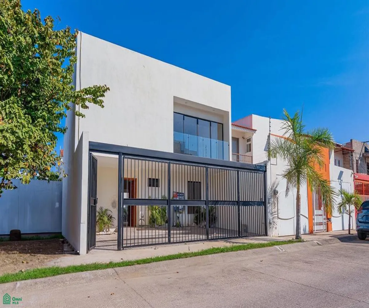 Casa En Venta,Residencial Fluvial Vallarta,CASA SERENA 17B, Puerto Vallarta, Jalisco 48312, 4 Habitaciones,4 Baños,CASA SERENA,MX26008385M