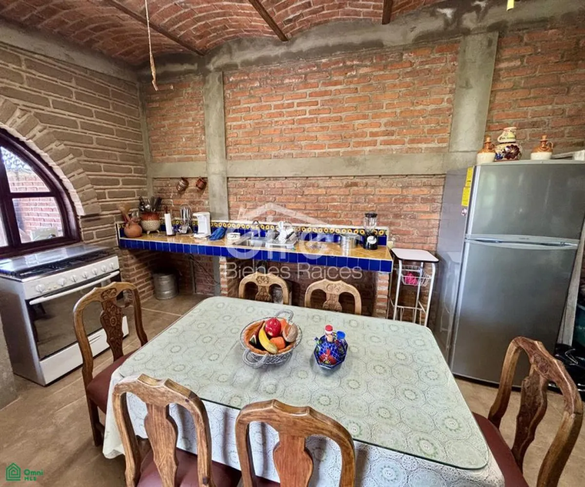 Casa En Venta,Balcones de la Calera,Cardenal 44, Tlajomulco de Zuniga, Jalisco 45677, 1 Cuarto,1 Baño,Cardenal,MX26008391M