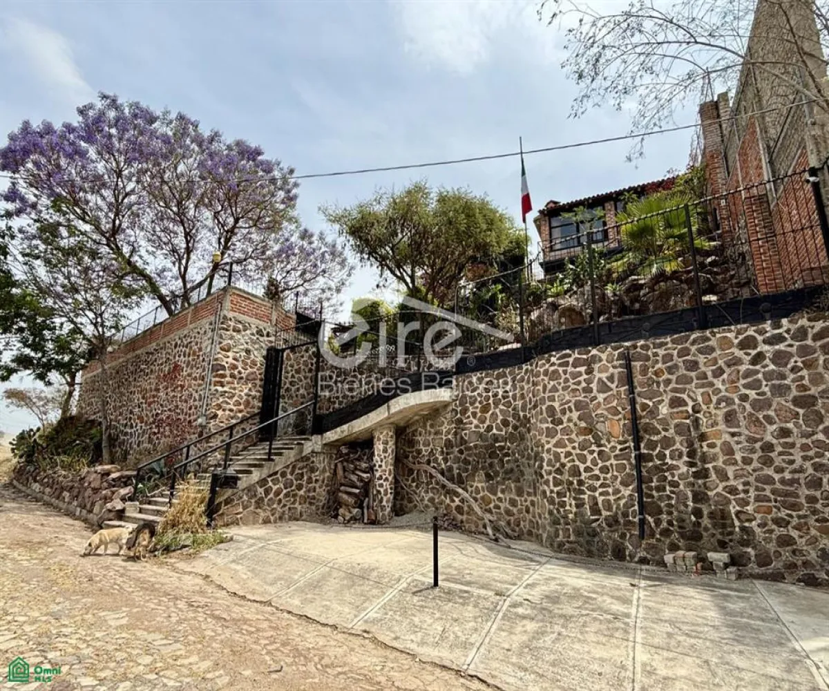 Casa En Venta,Balcones de la Calera,Cardenal 44, Tlajomulco de Zuniga, Jalisco 45677, 1 Cuarto,1 Baño,Cardenal,MX26008391M