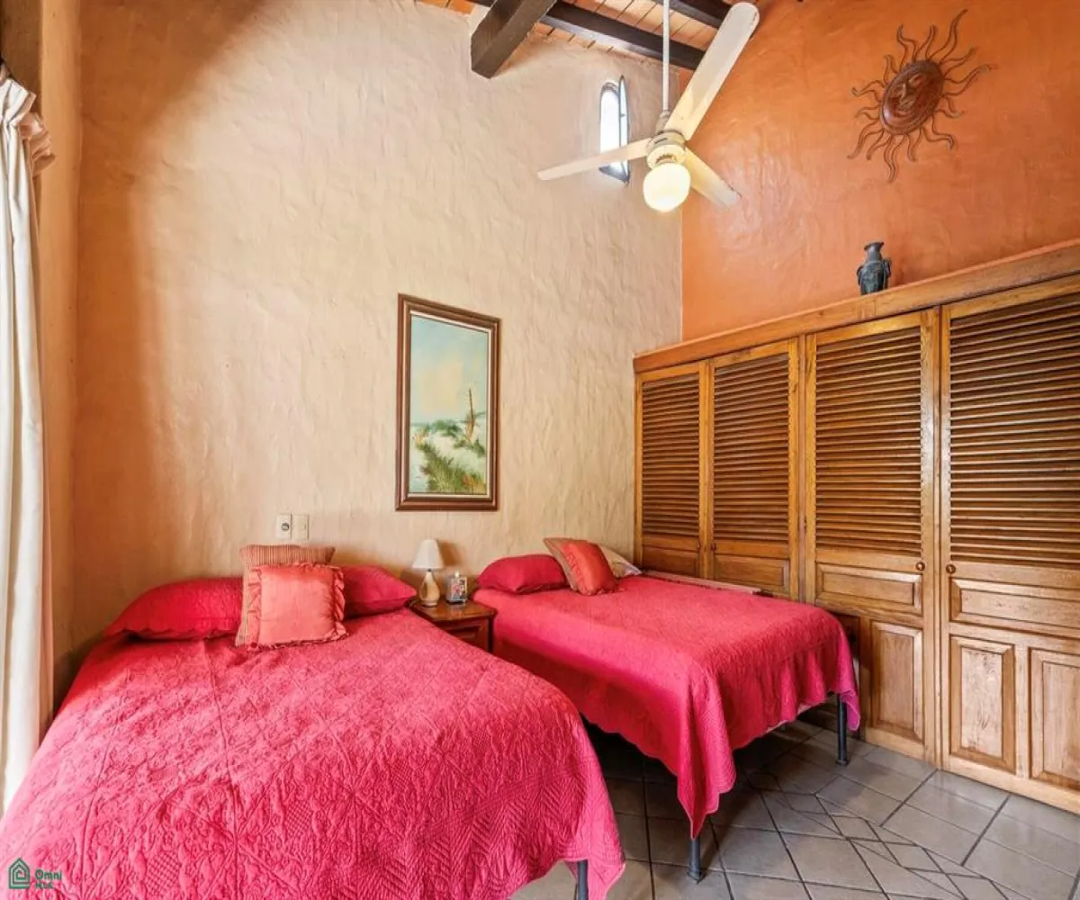 Departamento En Venta,Versalles,HACIENDA VERSALLES 20, Puerto Vallarta, Jalisco 48310, 4 Habitaciones,4 Baños,HACIENDA VERSALLES,1,MX26008392M